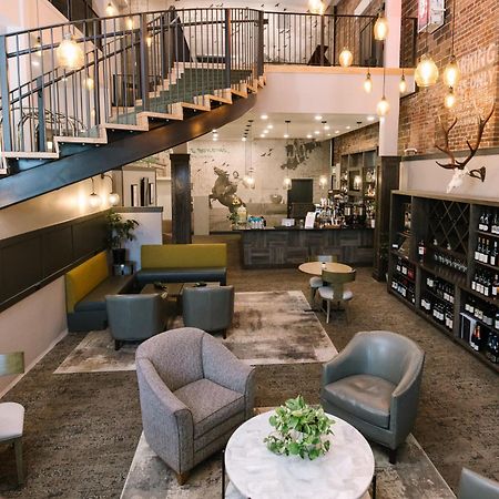 Hotel Windrow Downtown אלנסבורג מראה חיצוני תמונה