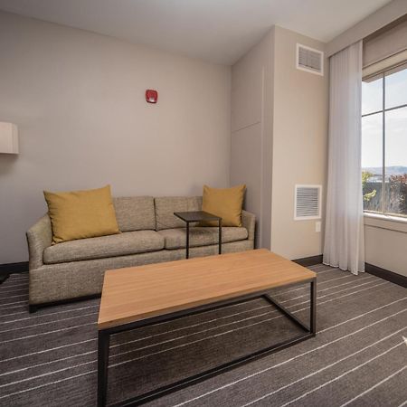 Hotel Windrow Downtown אלנסבורג מראה חיצוני תמונה