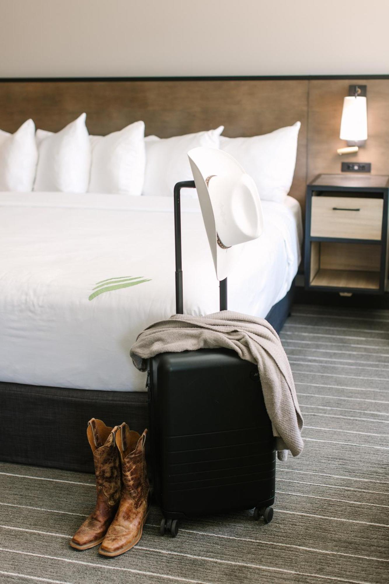 Hotel Windrow Downtown אלנסבורג מראה חיצוני תמונה
