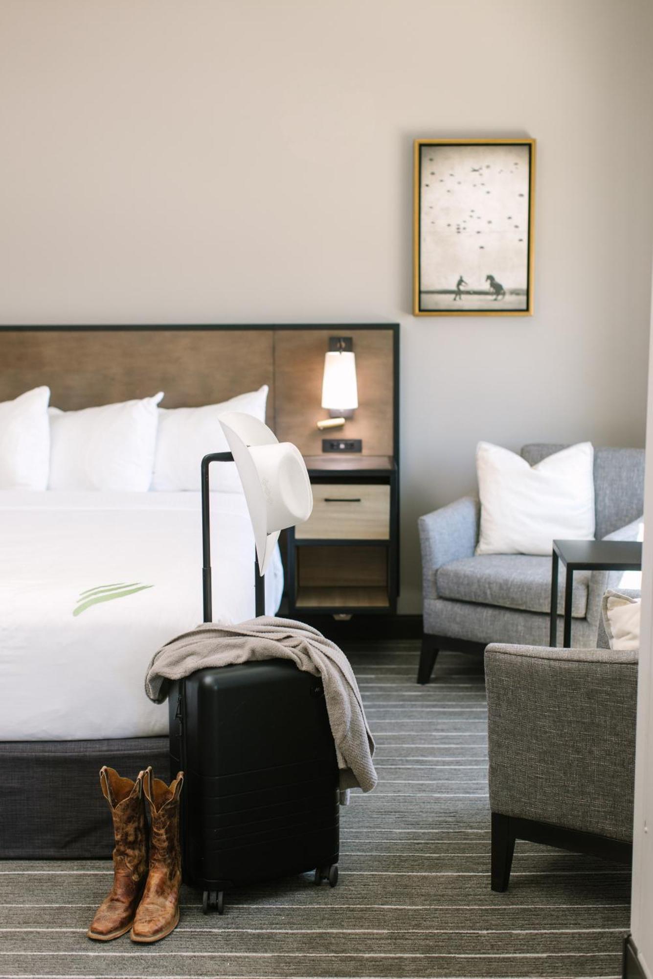 Hotel Windrow Downtown אלנסבורג מראה חיצוני תמונה