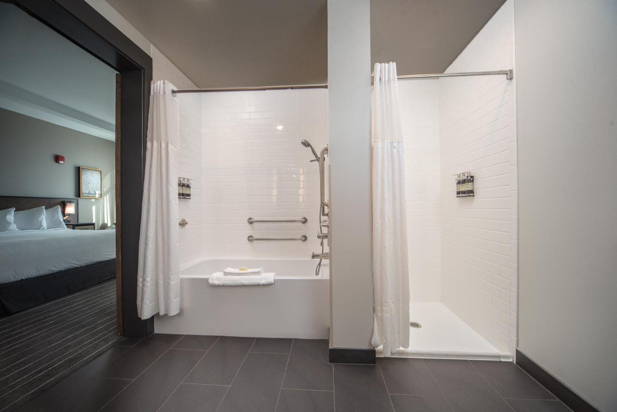 Hotel Windrow Downtown אלנסבורג מראה חיצוני תמונה
